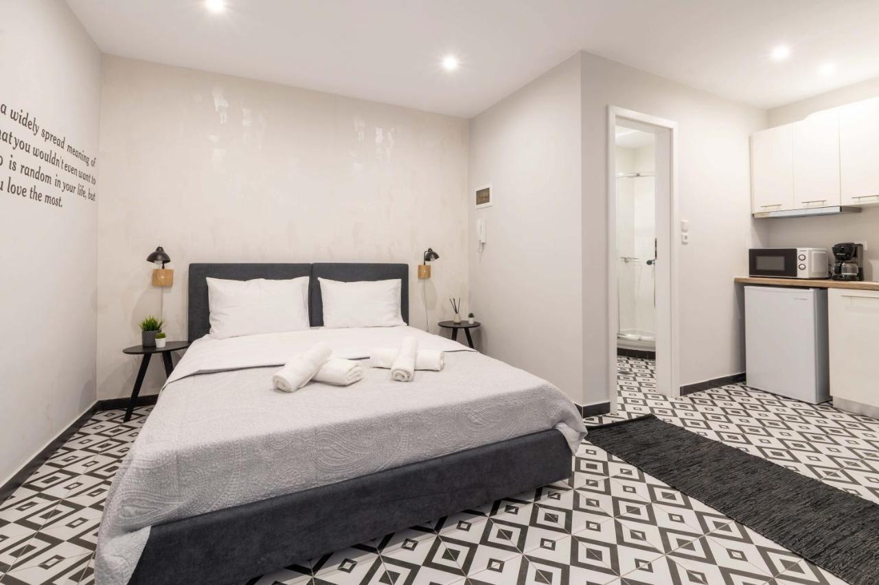 Orchid Athens Over Rooftop Studio Apartment ภายนอก รูปภาพ